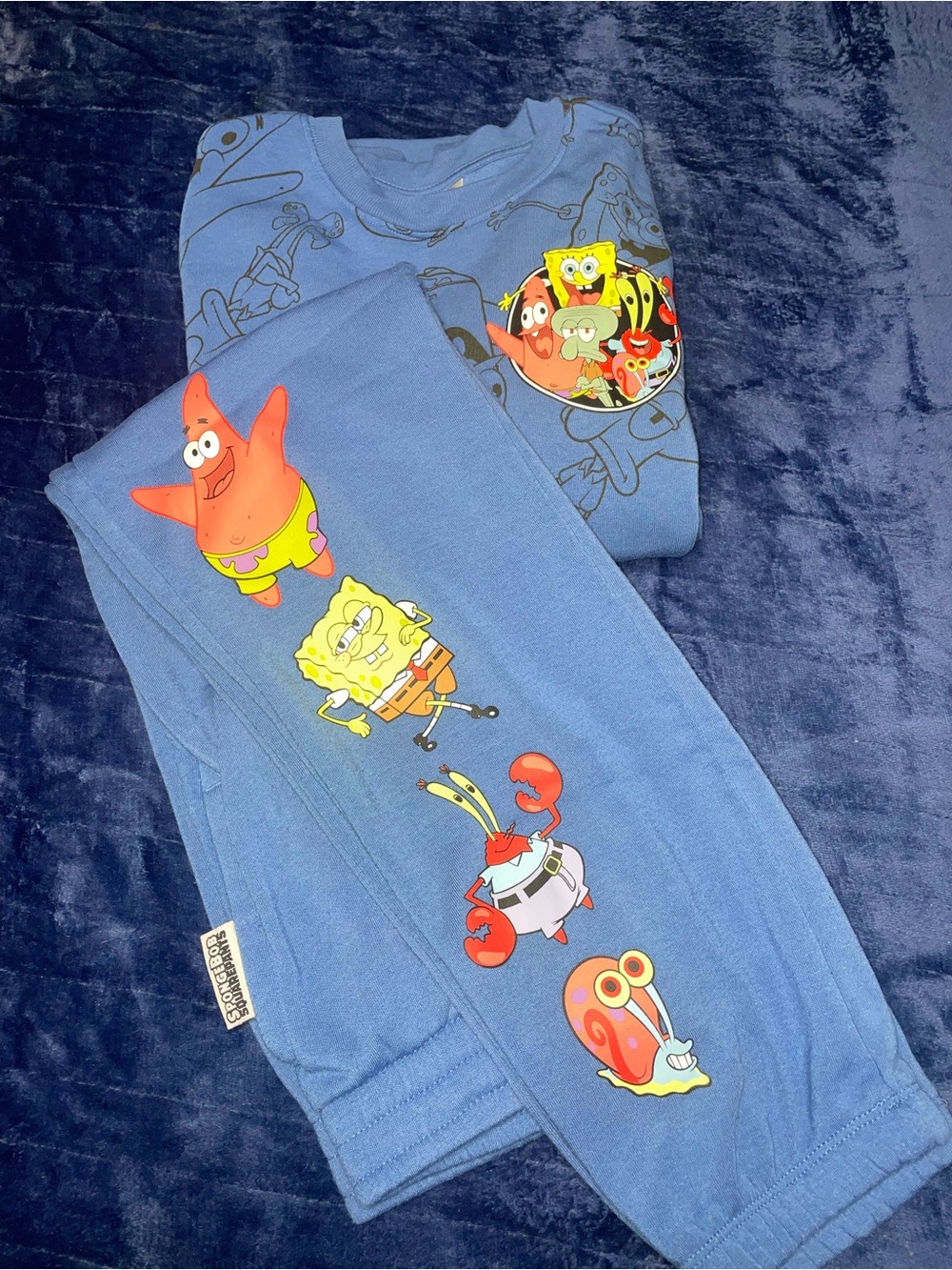 SPONGEBOB SWEATSUIT SZ XL